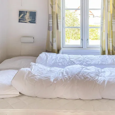 Holiday home Beautiful In With Wifi